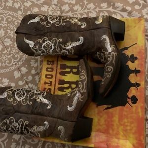 Corral boots like new